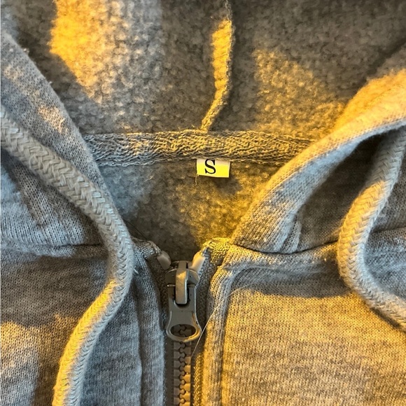 SHEIN zip up - Picture 2 of 4